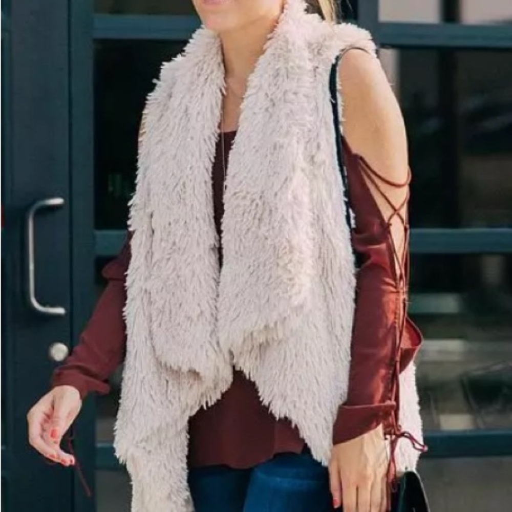 Jolt dust pink Fluffy‎ Textured Vest S